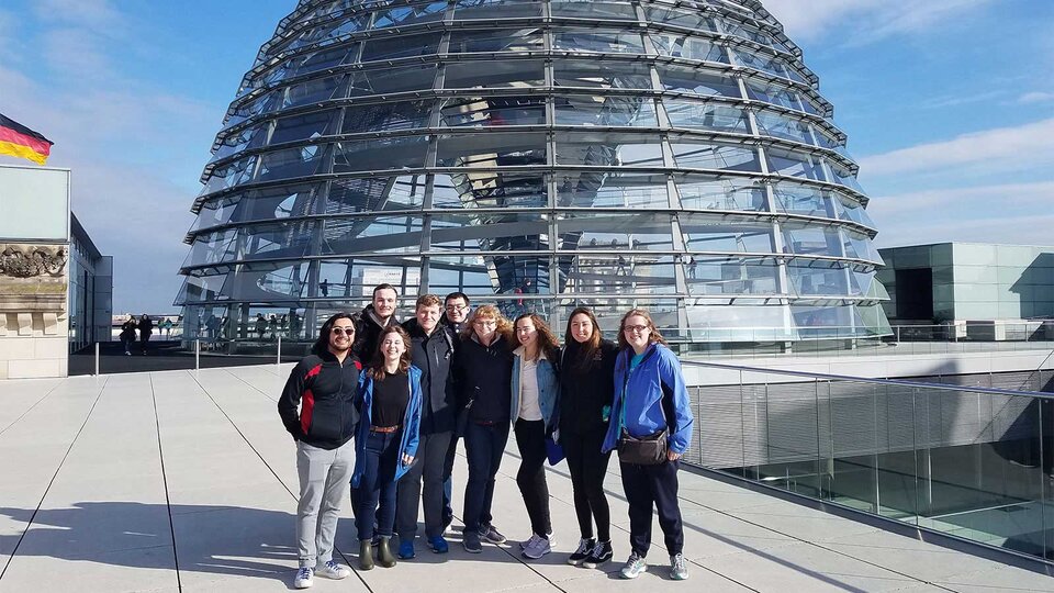 students oversees on global dialogues visit