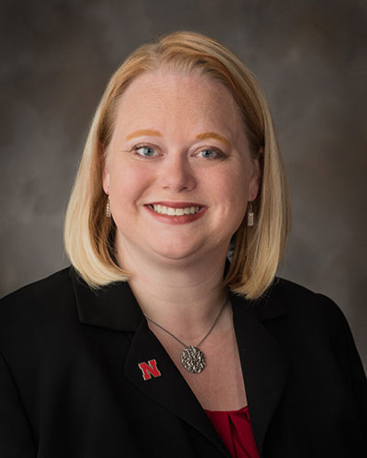 Dr. Tamy Burnett